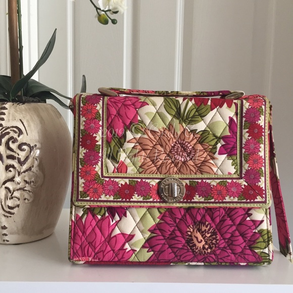 Vera Bradley Handbags - Vera Bradley Hello Dahlia! Turn Lock Purse